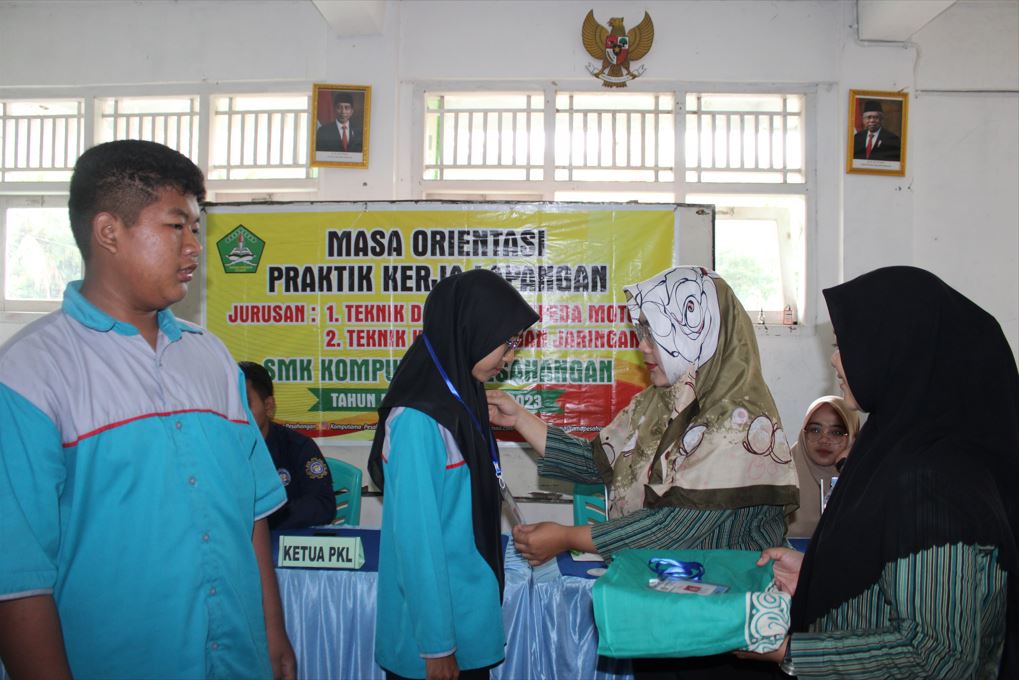 MASA ORIENTASI PRAKTIK KERJA LAPANGAN